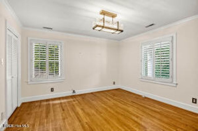 52 Dogwood Acres Drive, Chapel Hill, NC 27516