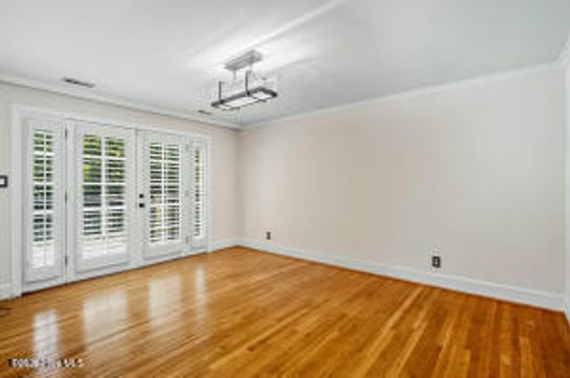 52 Dogwood Acres Drive, Chapel Hill, NC 27516