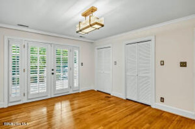 52 Dogwood Acres Drive, Chapel Hill, NC 27516