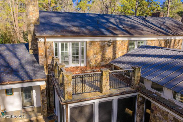 52 Dogwood Acres Drive, Chapel Hill, NC 27516