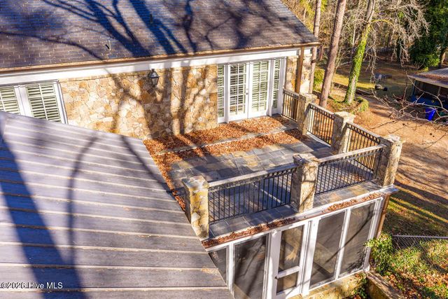 52 Dogwood Acres Drive, Chapel Hill, NC 27516