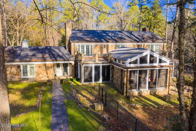 52 Dogwood Acres Drive, Chapel Hill, NC 27516