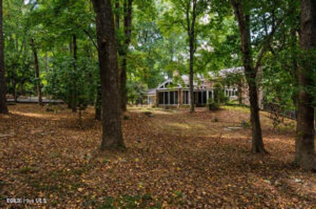 52 Dogwood Acres Drive, Chapel Hill, NC 27516