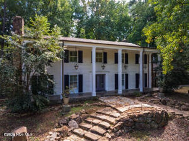 52 Dogwood Acres Drive, Chapel Hill, NC 27516
