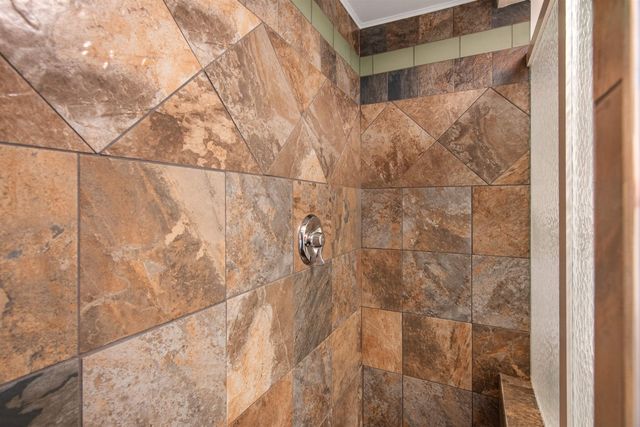 89 College St Unit A-2, Burlington, VT 05401