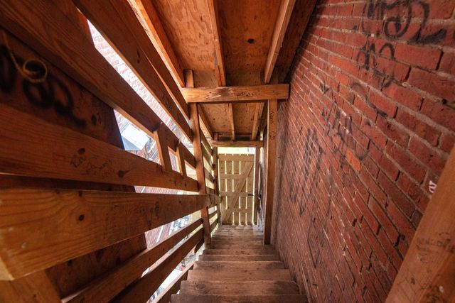 89 College St Unit A-2, Burlington, VT 05401