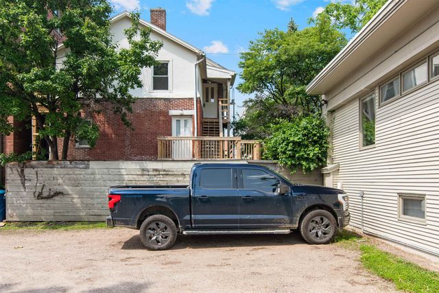 89 College St Unit A-2, Burlington, VT 05401