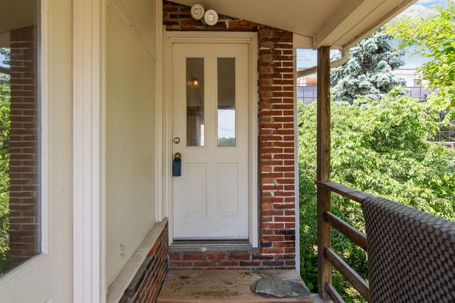 89 College St Unit A-2, Burlington, VT 05401