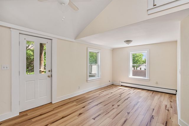 89 College St Unit A-2, Burlington, VT 05401