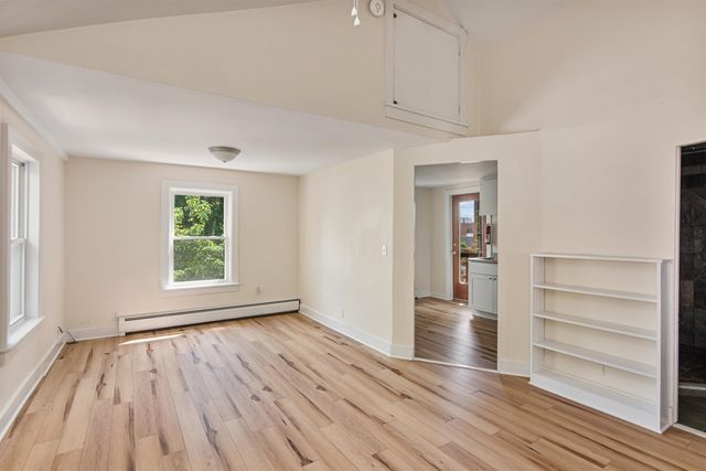 89 College St Unit A-2, Burlington, VT 05401