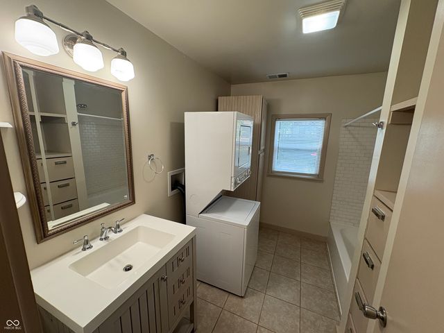 3043 N Pennsylvania Street, Indianapolis, IN 46205