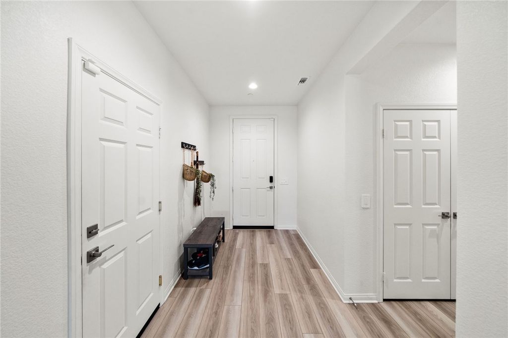 27204 Oncore, Menifee, CA 92585 — photo 5