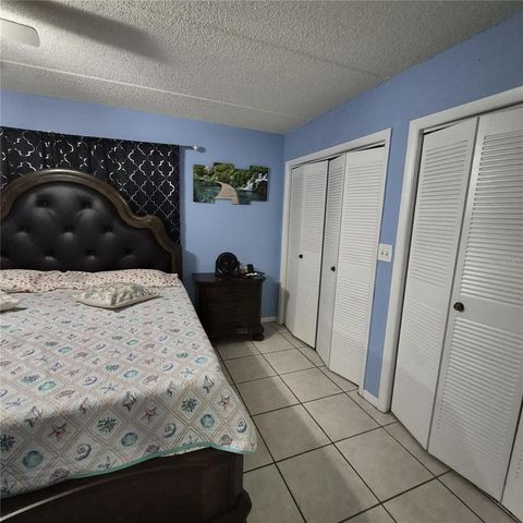 4724 MICHAEL COURT 121, Tampa, FL 33614