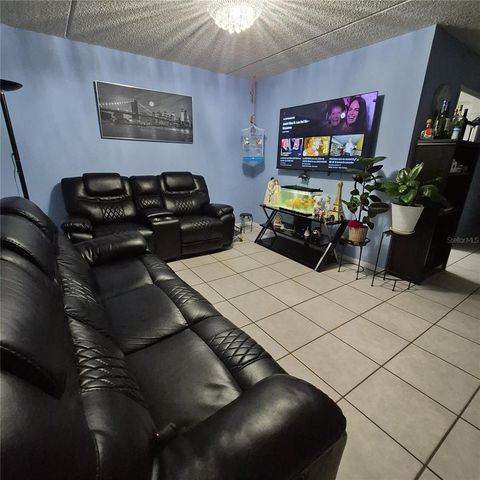 4724 MICHAEL COURT 121, Tampa, FL 33614