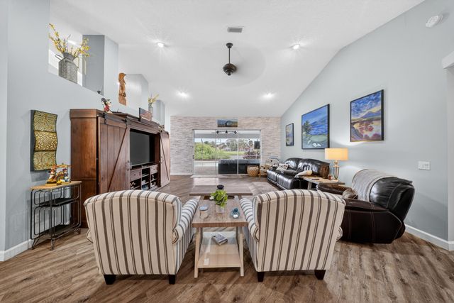 542 SW Sanctuary Drive, Port St. Lucie, Port St Lucie, FL 34986