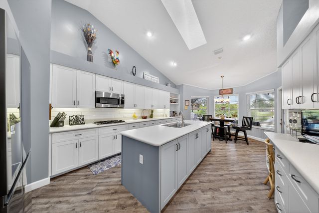 542 SW Sanctuary Drive, Port St. Lucie, Port St Lucie, FL 34986