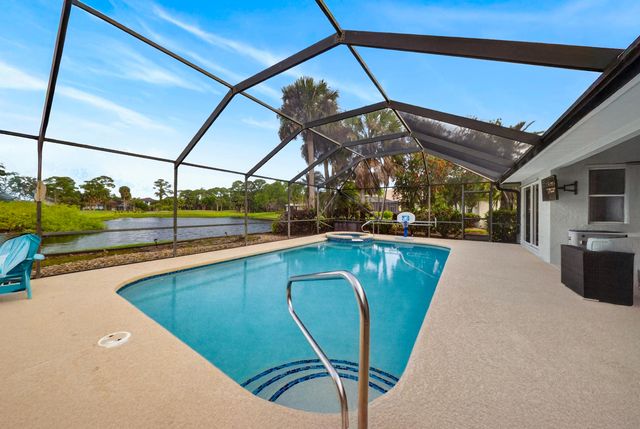 542 SW Sanctuary Drive, Port St. Lucie, Port St Lucie, FL 34986