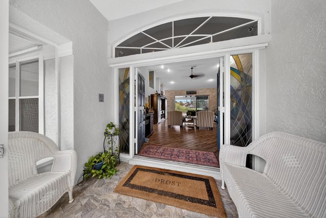 542 SW Sanctuary Drive, Port St. Lucie, Port St Lucie, FL 34986