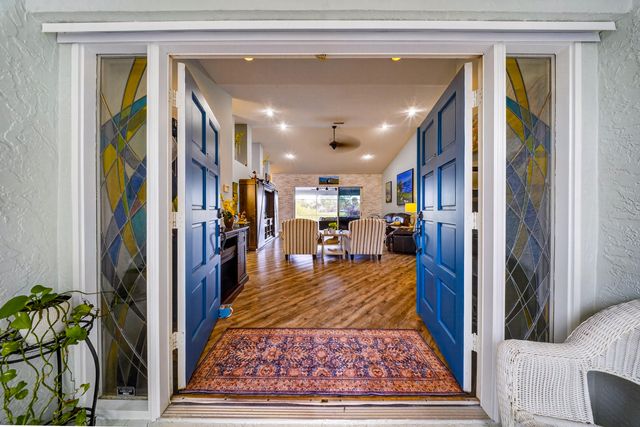 542 SW Sanctuary Drive, Port St. Lucie, Port St Lucie, FL 34986