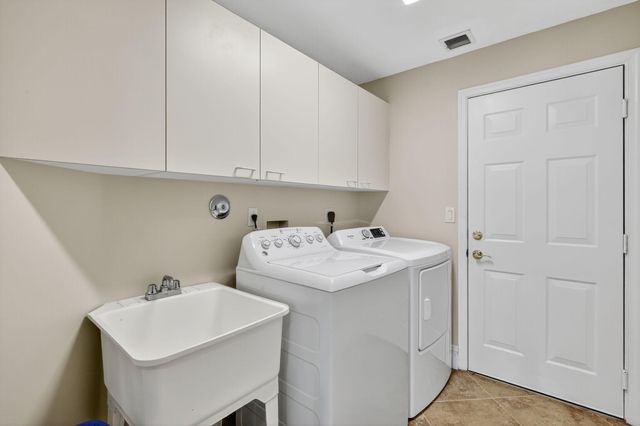 2173 Bellcrest Circle, Royal Palm Beach, FL 33411