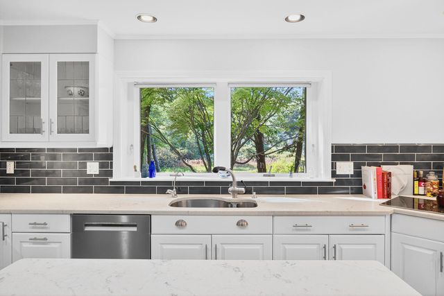 34 Lake Drive, Orleans, MA 02653