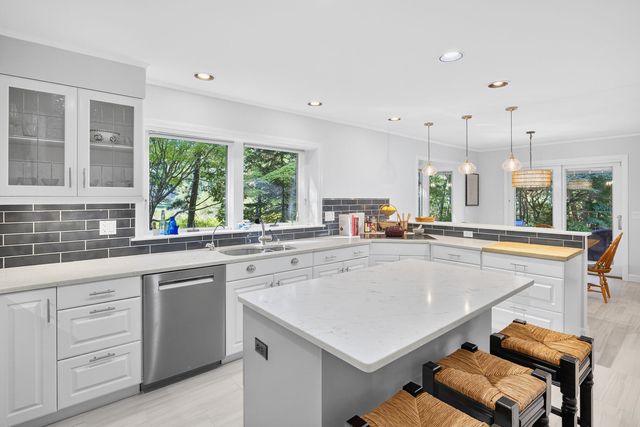 34 Lake Drive, Orleans, MA 02653