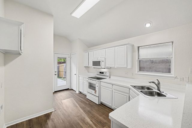 1637 Myrtle Drive, Little Elm, TX 75068