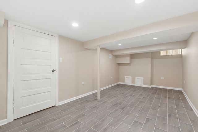 10407 S Eberhart Avenue, Chicago, IL 60628