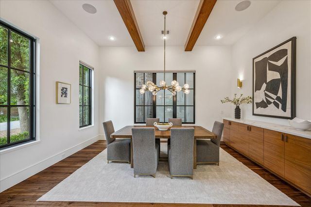 4521 Blossom Street, Houston, TX 77007
