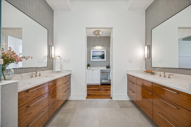 4521 Blossom Street, Houston, TX 77007