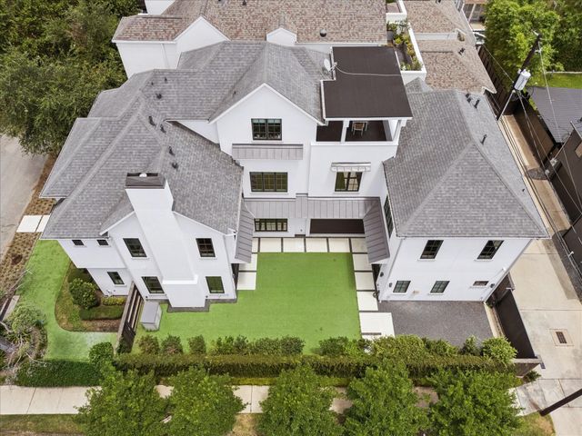 4521 Blossom Street, Houston, TX 77007