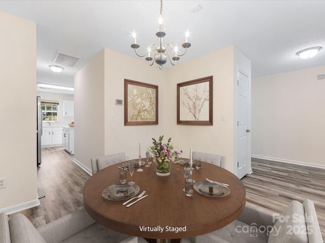 2914 Bridgeville Lane, Charlotte, NC 28262