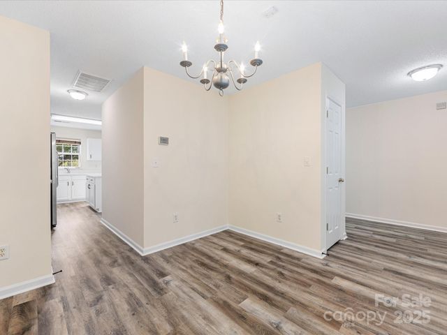 2914 Bridgeville Lane, Charlotte, NC 28262