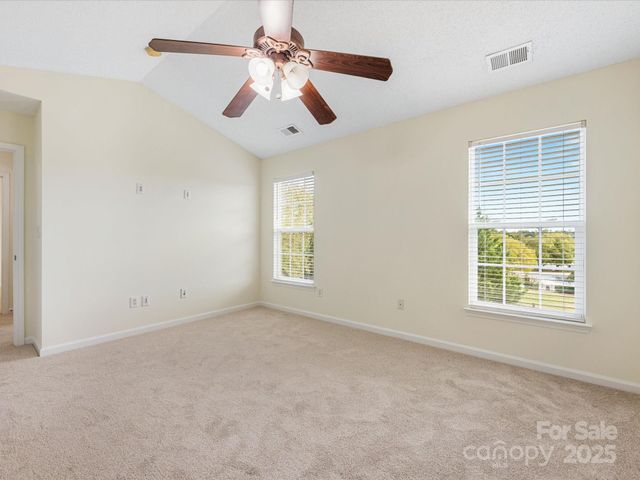 2914 Bridgeville Lane, Charlotte, NC 28262