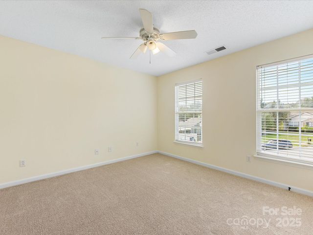 2914 Bridgeville Lane, Charlotte, NC 28262