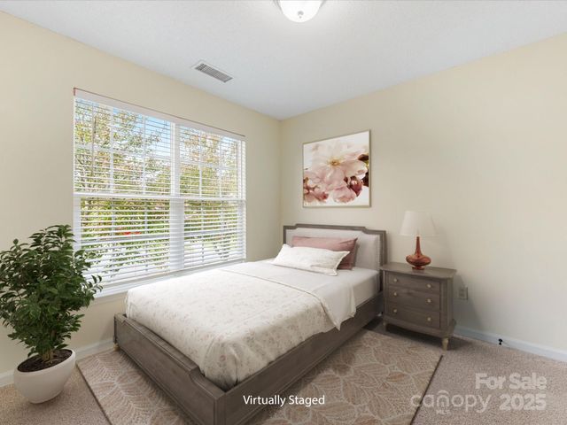 2914 Bridgeville Lane, Charlotte, NC 28262