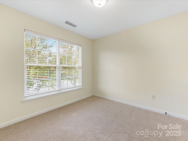 2914 Bridgeville Lane, Charlotte, NC 28262