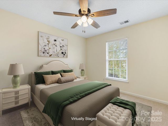 2914 Bridgeville Lane, Charlotte, NC 28262