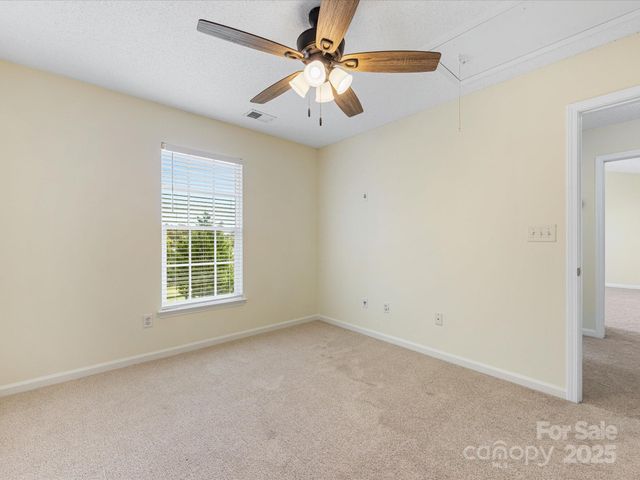 2914 Bridgeville Lane, Charlotte, NC 28262