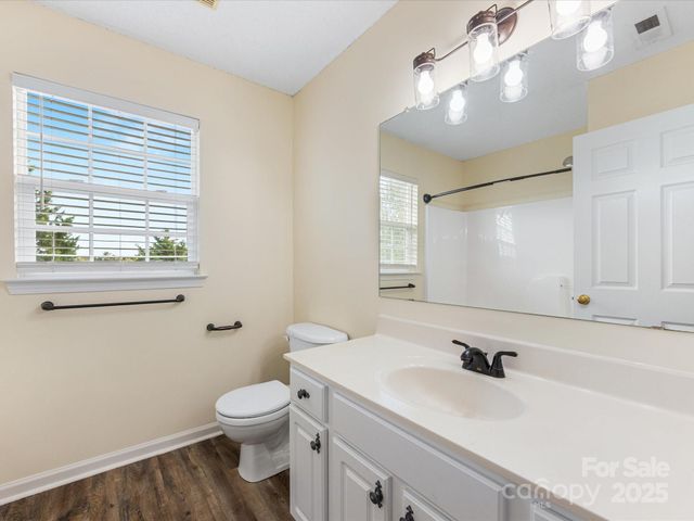2914 Bridgeville Lane, Charlotte, NC 28262