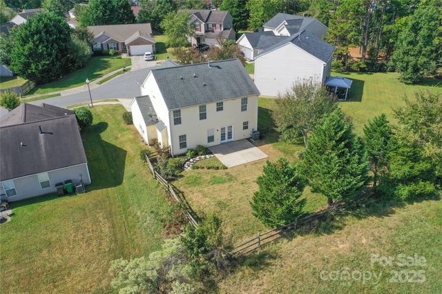 2914 Bridgeville Lane, Charlotte, NC 28262