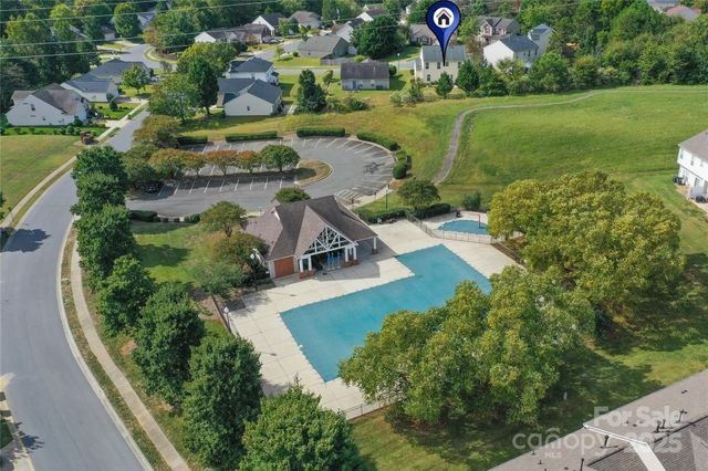 2914 Bridgeville Lane, Charlotte, NC 28262