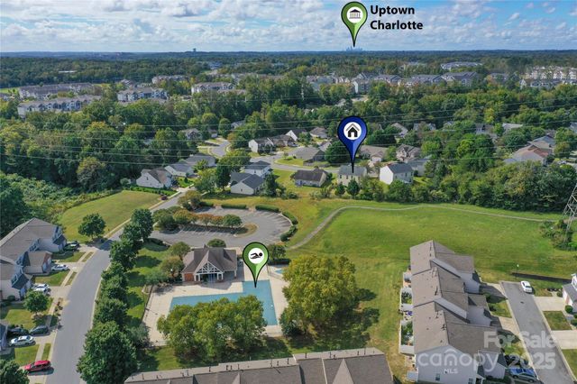 2914 Bridgeville Lane, Charlotte, NC 28262