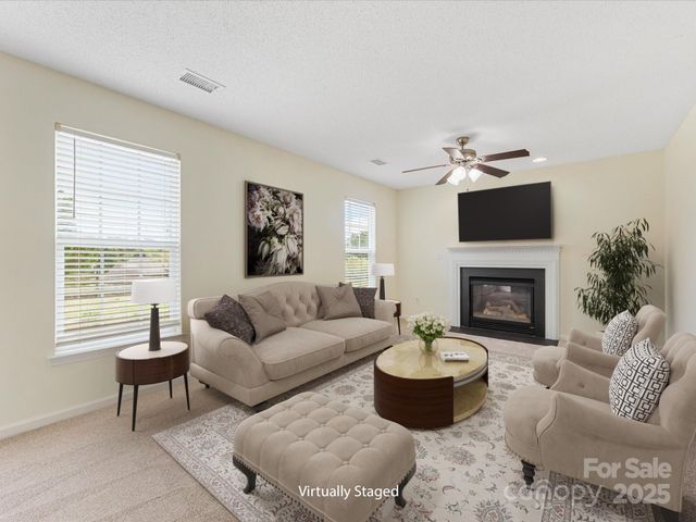 2914 Bridgeville Lane, Charlotte, NC 28262