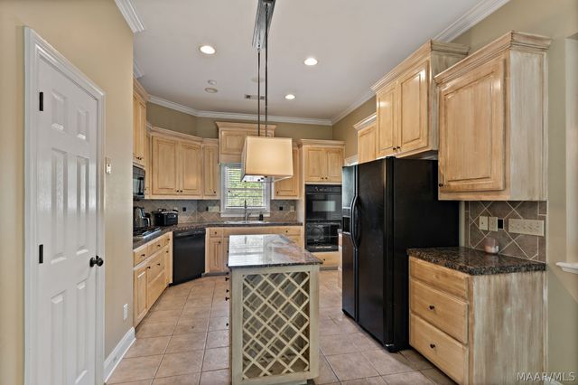 8230 Jackson Trace, Montgomery, AL 36117