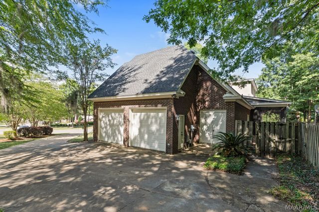 8230 Jackson Trace, Montgomery, AL 36117