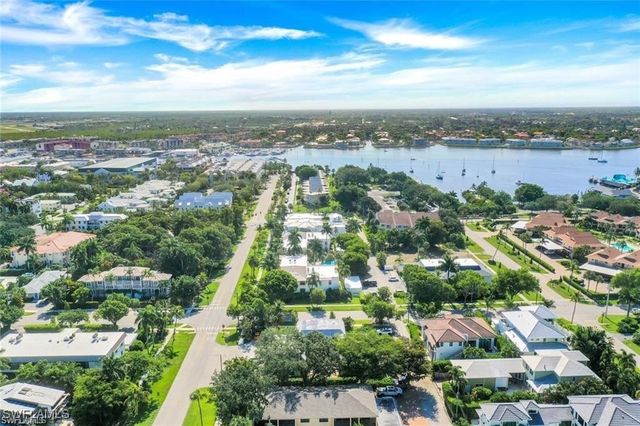 780 10th AVE S 1, Naples, FL 34102