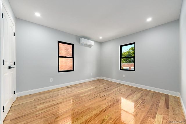 19716 Linden Boulevard, Saint Albans, NY 11412