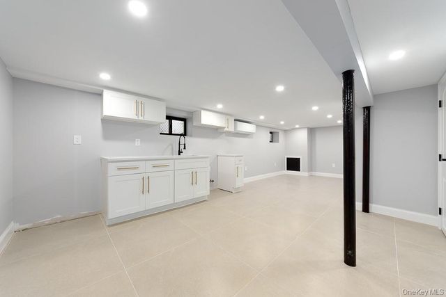 19716 Linden Boulevard, Saint Albans, NY 11412