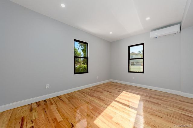19716 Linden Boulevard, Saint Albans, NY 11412
